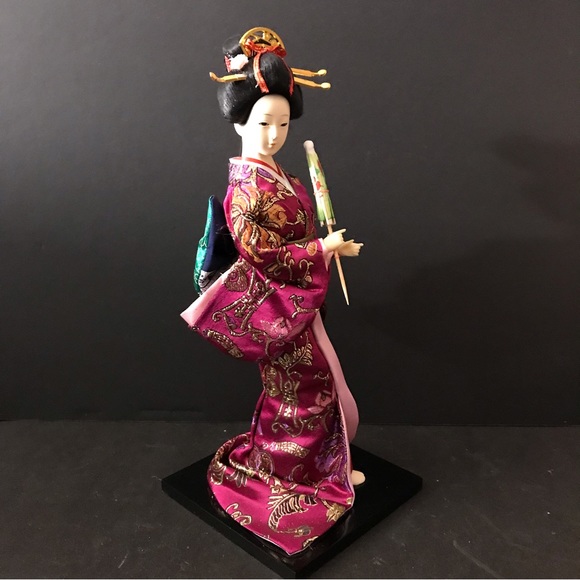 12 inches Japanese Kimono doll - Picture 12 of 16